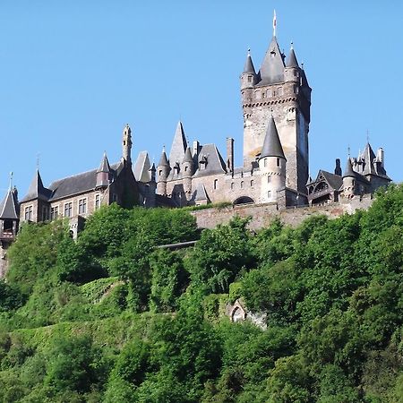 Haus Burgfrieden Cochem Hotel Bagian luar foto