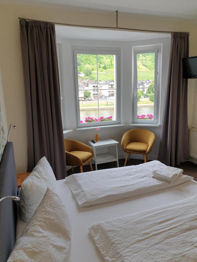 Haus Burgfrieden Cochem Hotel Bagian luar foto